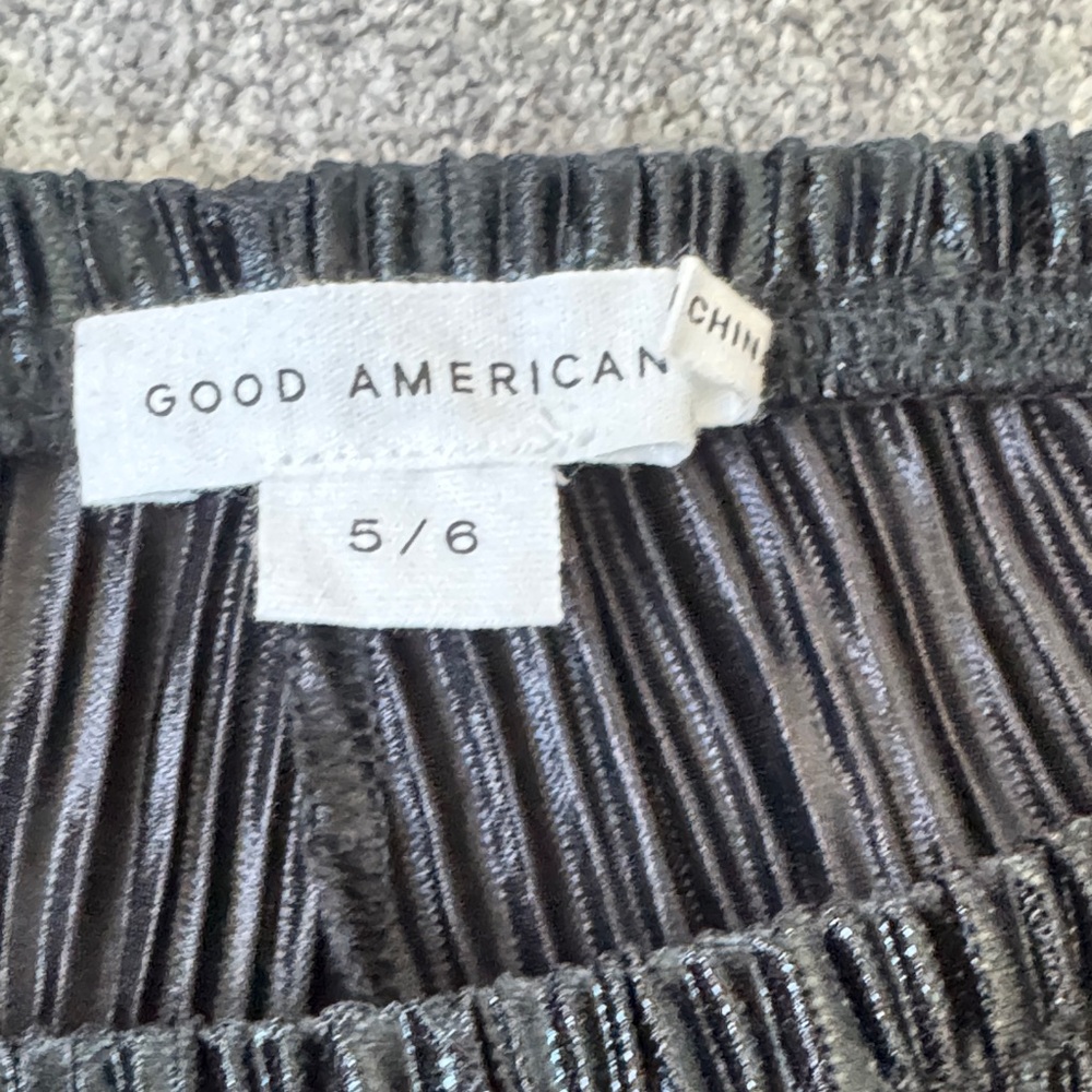 Good American Black Pleated Shimmer Pants - Picture 3 of 4